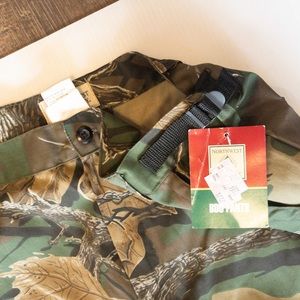 Northwest Territory Camouflage Men’s /Women’s Hunting Pants Size Large
